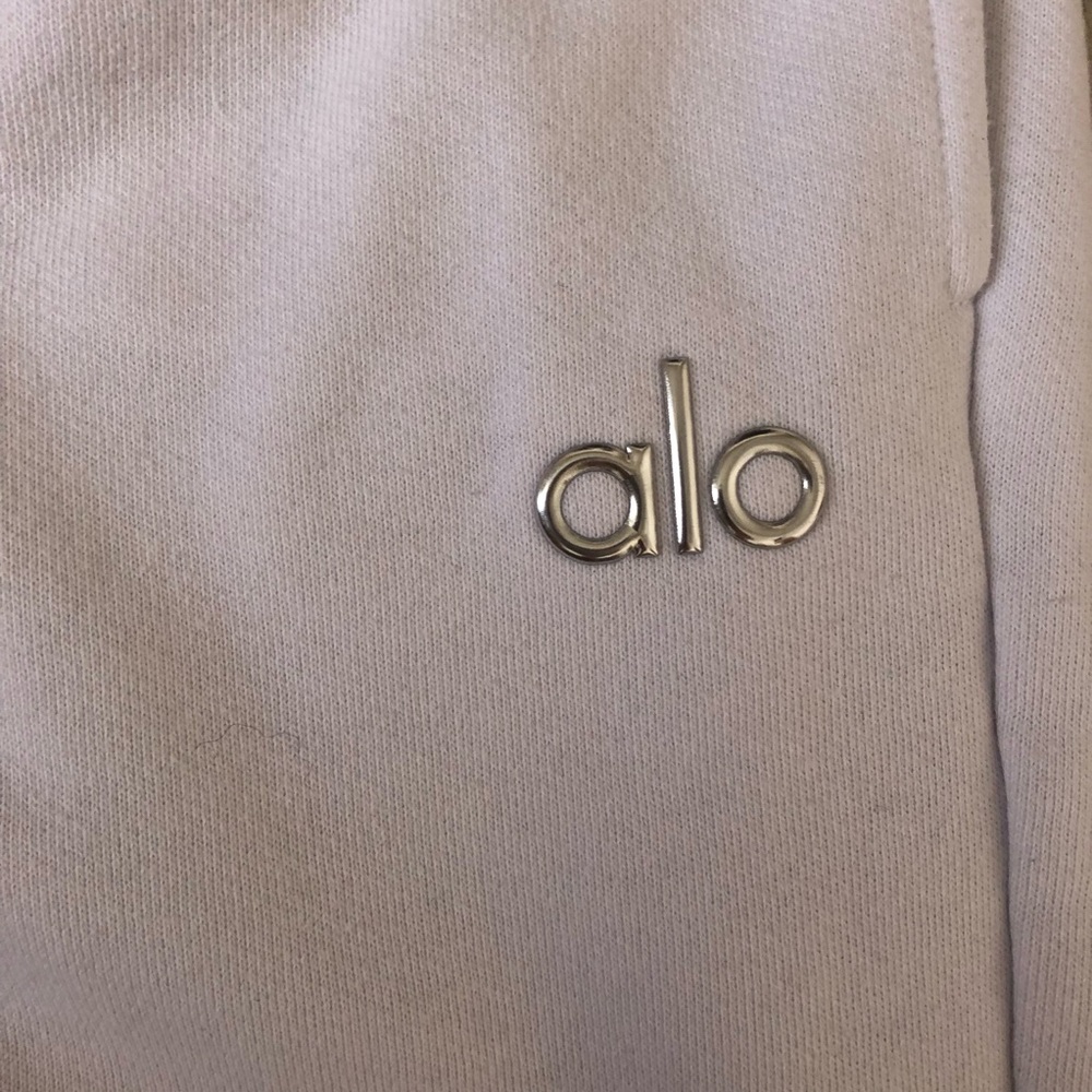 Alo Yoga Accolade Sweatpant White S - Picture 10 of 16
